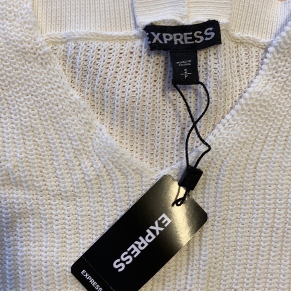 Express Women’s Top - Picture 4 of 11